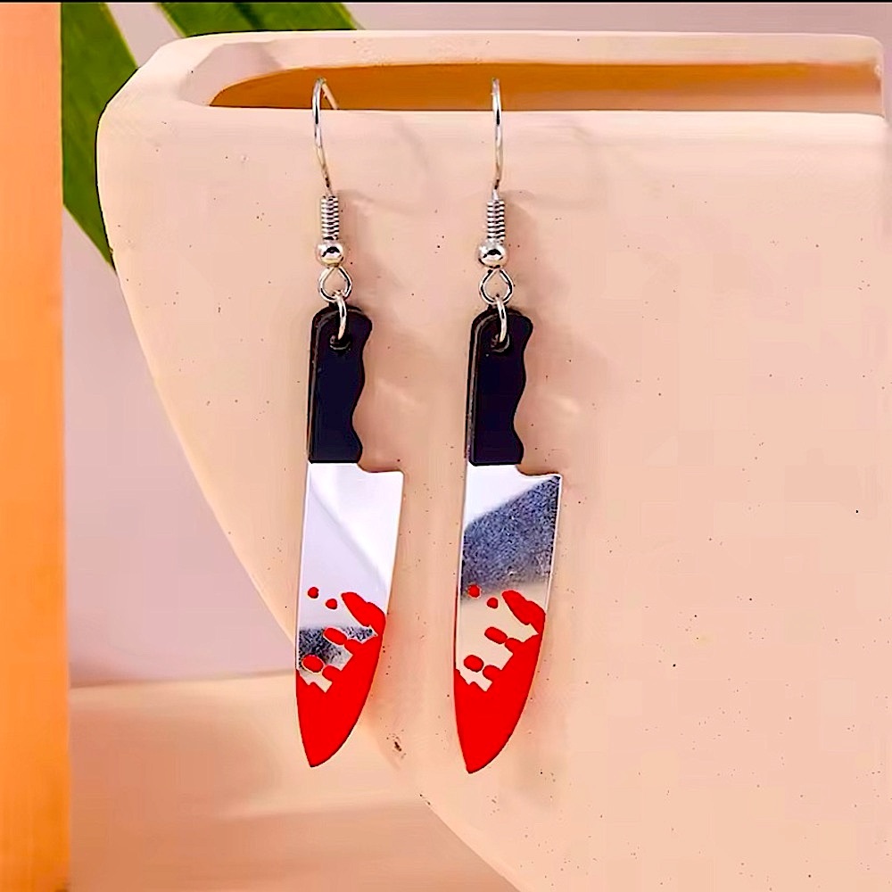 Mini bloody knife earrings🔪